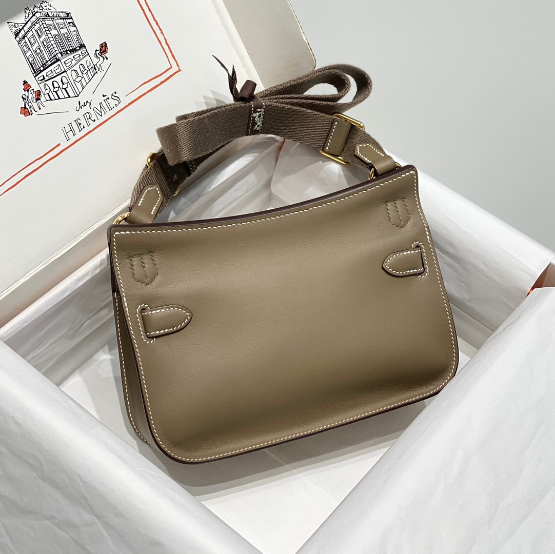 HM JYPSI¨¨RE MINI 23 TAN CALFSKIN GOLD HARDWARE