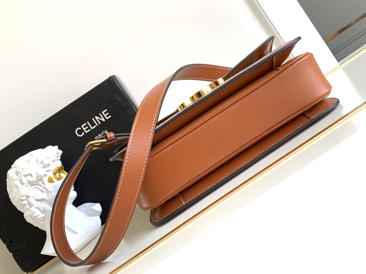 CLASSIQUE TRIOMPHE 22CM TEXTILE AND CALFSKIN