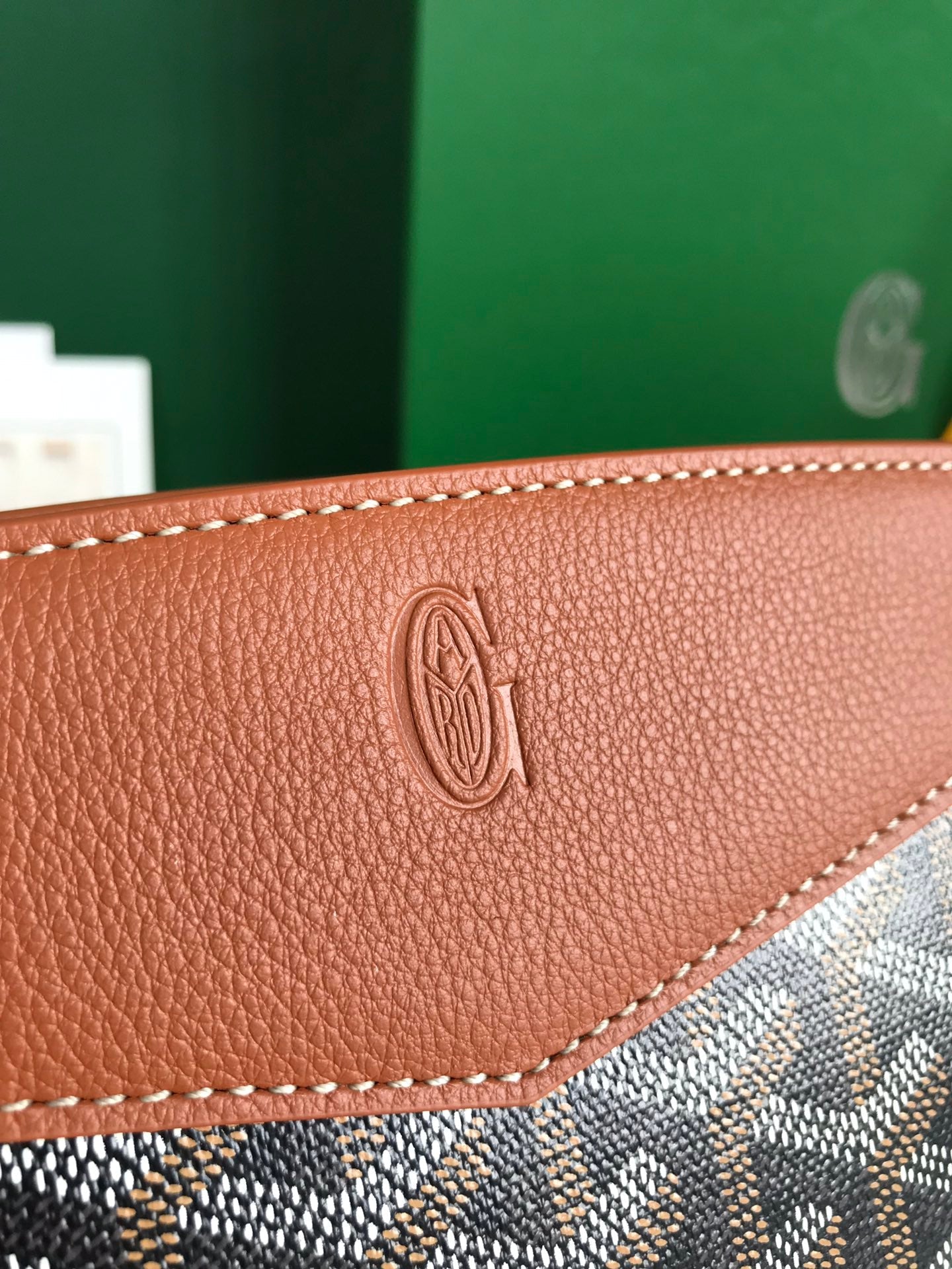 ROUETTE STRUCTUR¨¦ MINI BAG 21 IN BLACK GOYARDINE CANVAS AND TAN CALFSKIN
