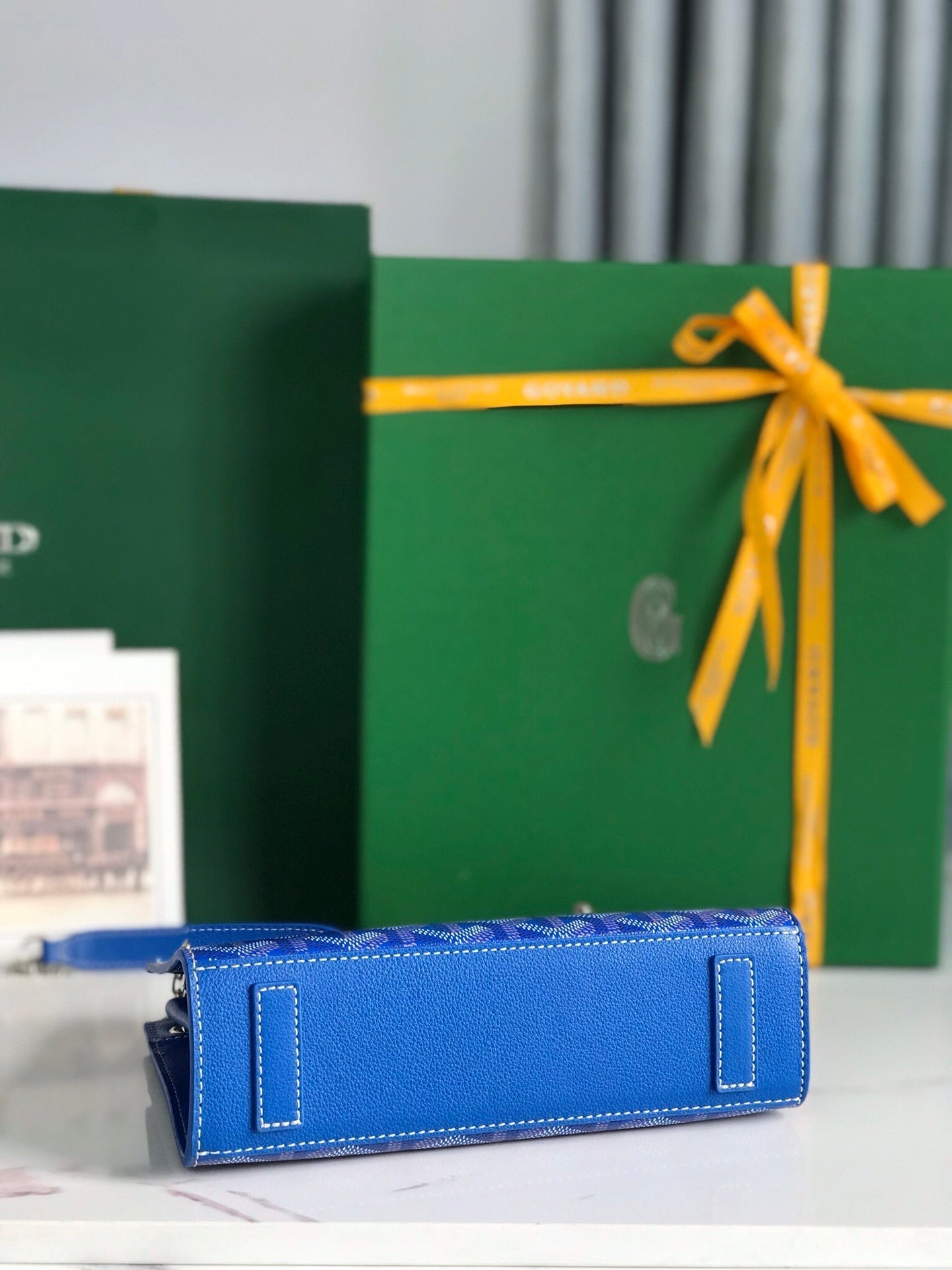 ROUETTE STRUCTUR¨¦ MINI BAG 21 IN SAPPHIRE BLUE GOYARDINE CANVAS AND CALFSKIN