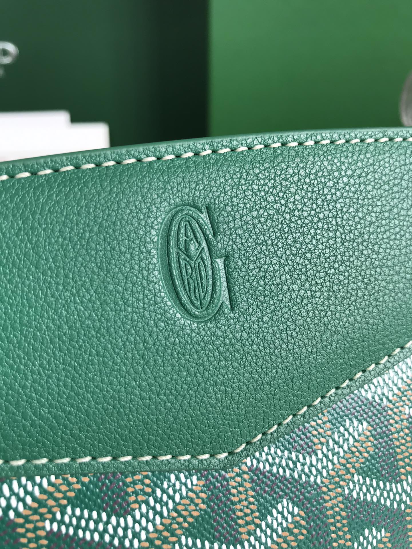 ROUETTE STRUCTUR¨¦ MINI BAG 21 IN GREEN GOYARDINE CANVAS AND CALFSKIN