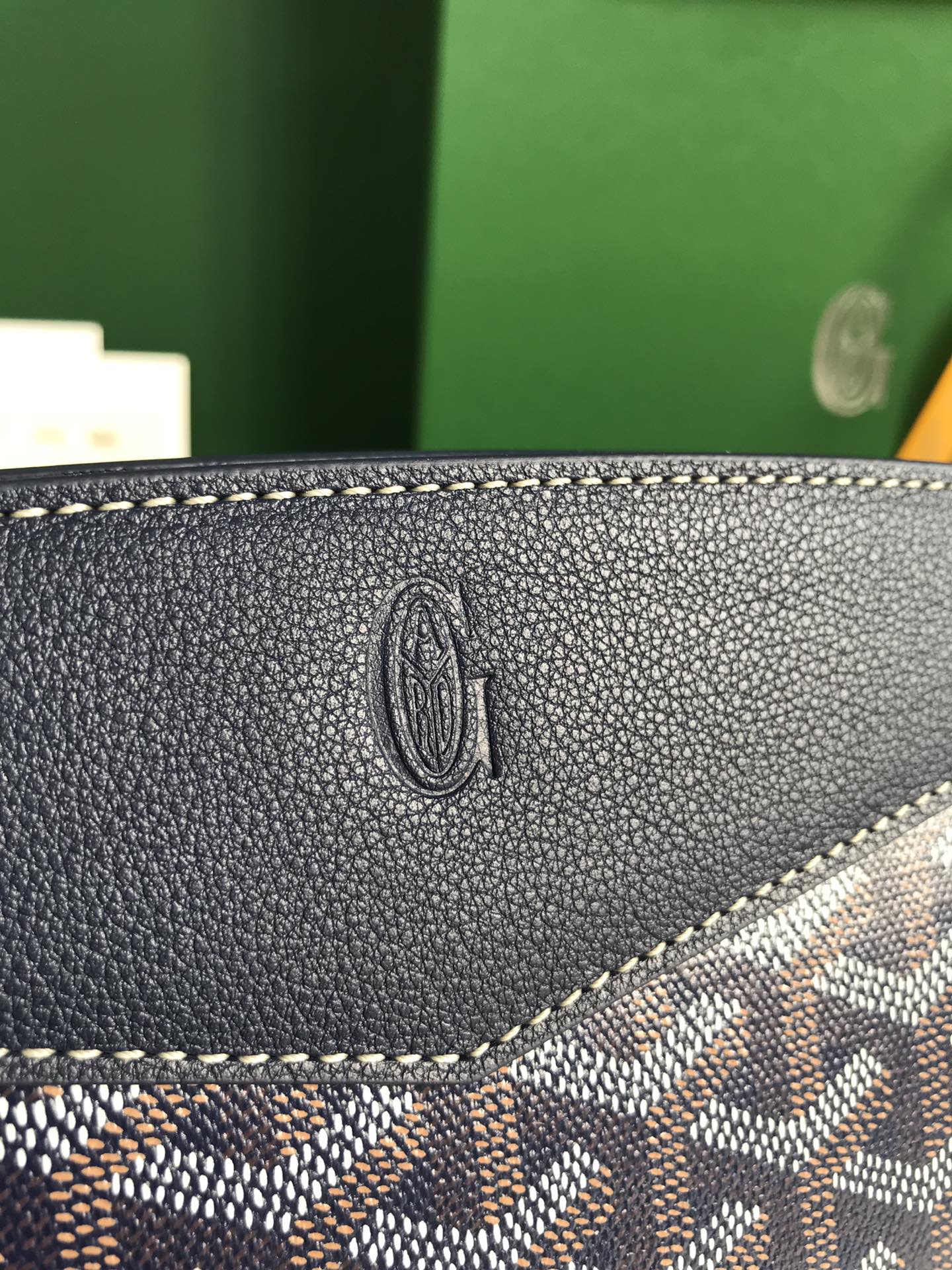 ROUETTE STRUCTUR¨¦ MINI BAG 21 IN NAVY BLUE GOYARDINE CANVAS AND CALFSKIN