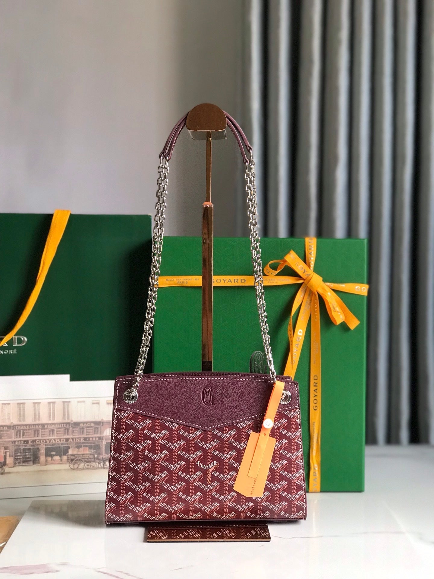 ROUETTE STRUCTUR¨¦ MINI BAG 21 IN WINE RED GOYARDINE CANVAS AND CALFSKIN