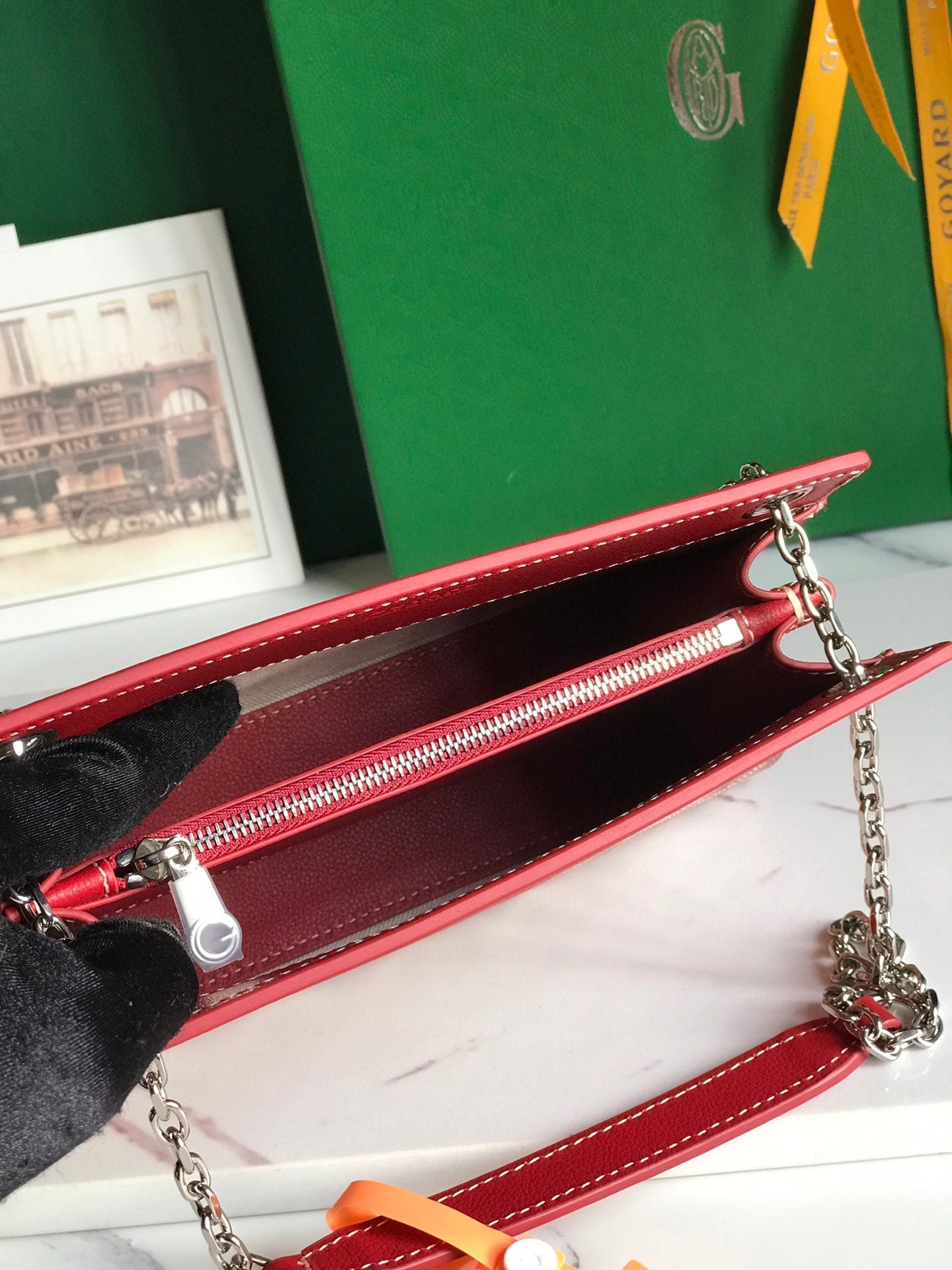 ROUETTE STRUCTUR¨¦ MINI BAG 21 IN CLASSIC RED GOYARDINE CANVAS AND CALFSKIN