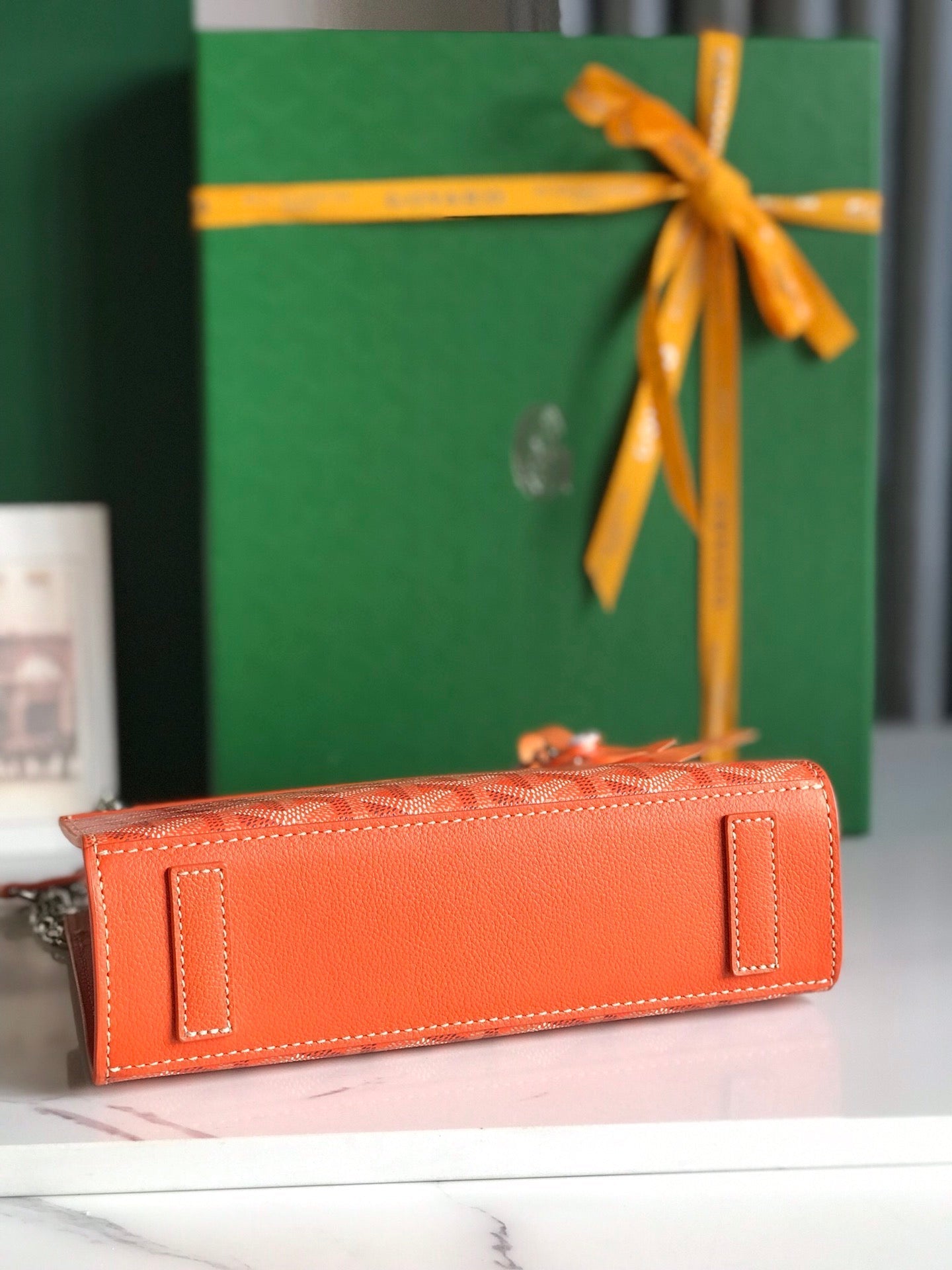 ROUETTE STRUCTUR¨¦ MINI BAG 21 IN ORANGE GOYARDINE CANVAS AND CALFSKIN