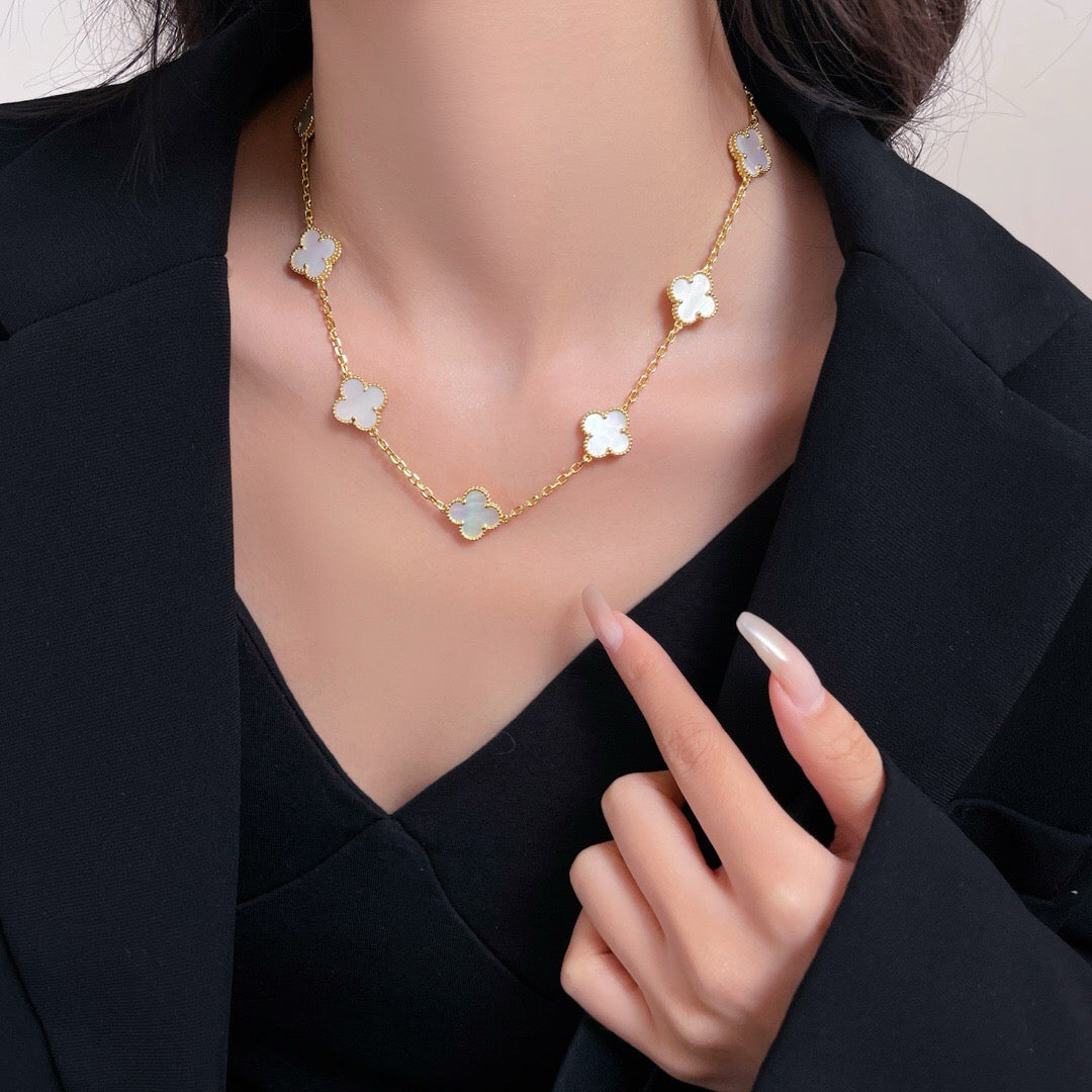 DIANA CLOVER 10 MOTIFS WHITE MOTHER OF PEARL NECKLACE