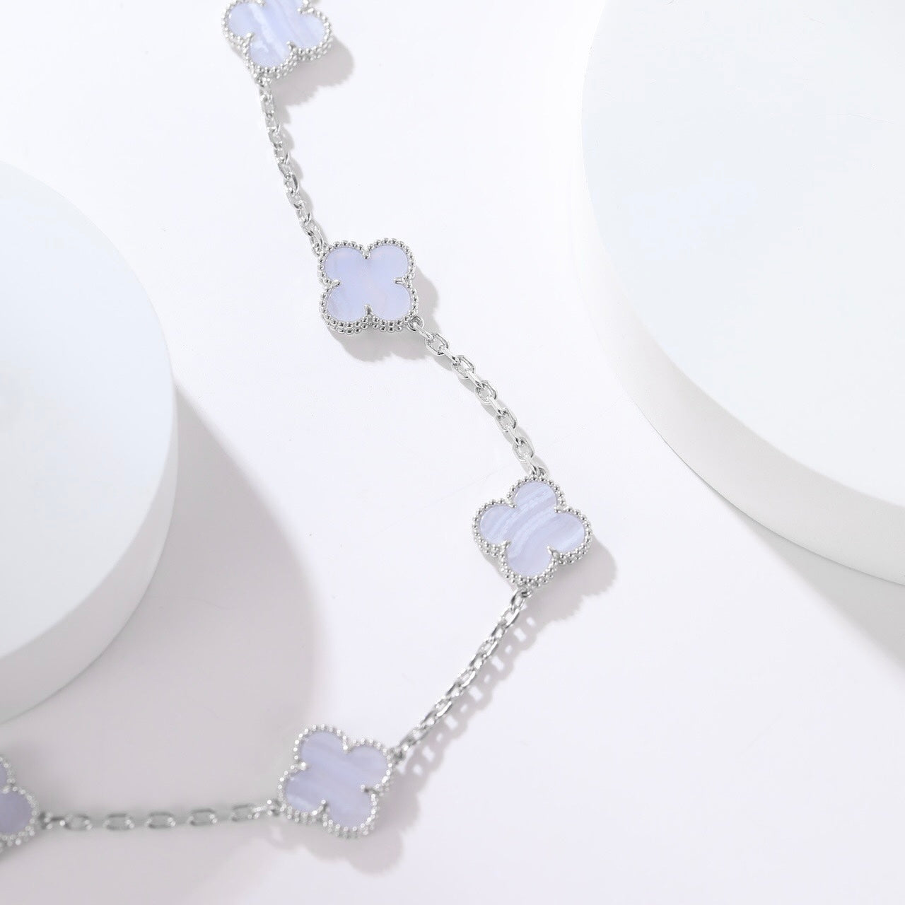 DIANA CLOVER 10 MOTIFS PURPLE CHALCEDONY NECKLACE