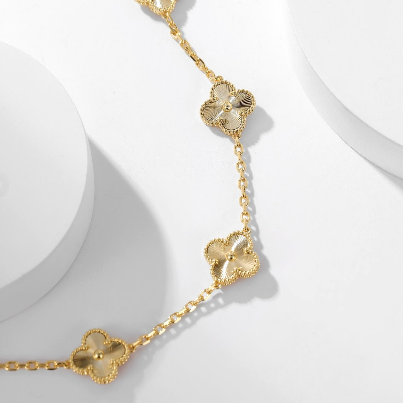 DIANA CLOVER 10 MOTIFS LASER NECKLACE