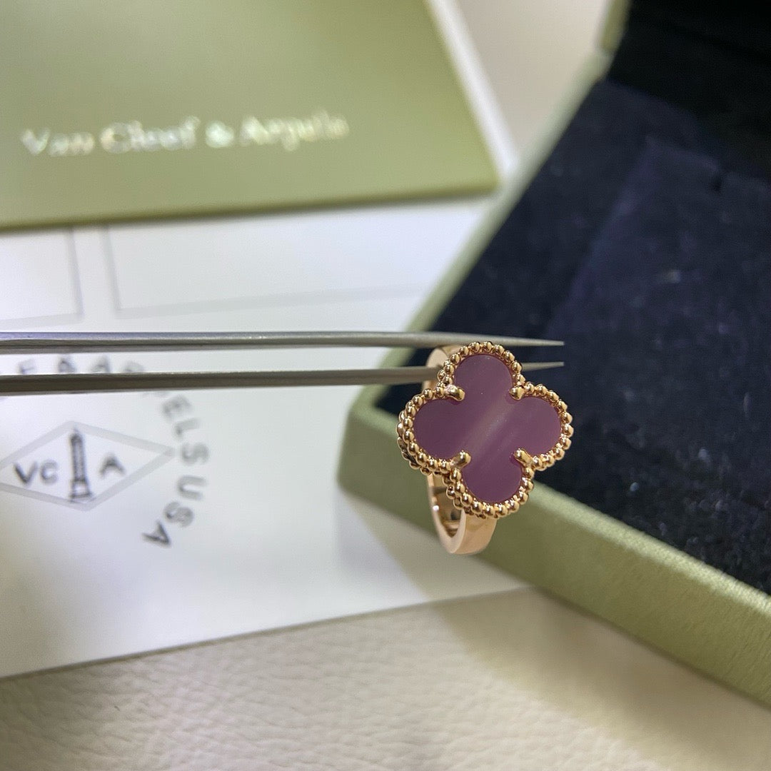 CLOVER PURPLE VIOLET RING