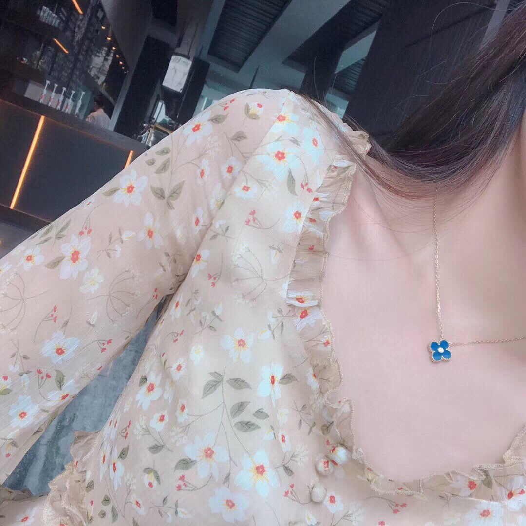 DIANA CLOVER 15MM DIAMOND AND BLUE AGATE NECKLACE