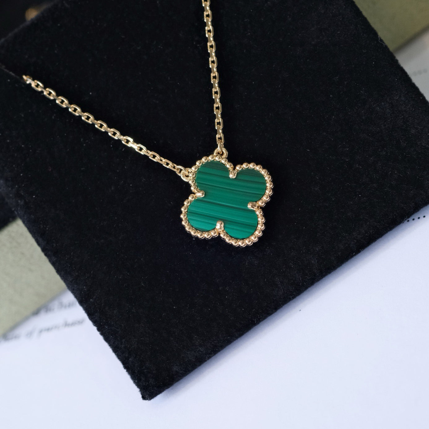 DIANA CLOVER 15MM MALACHITE SINGLE FLOWER NECKLACE