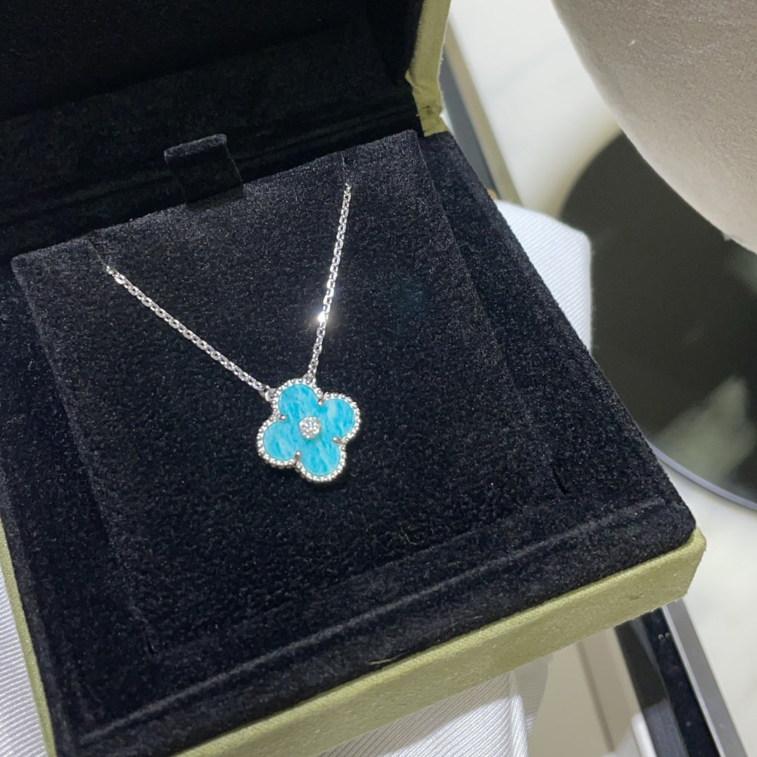 DIANA CLOVER 15MM DIAMOND SVRES PORCELAIN NECKLACE SILVER