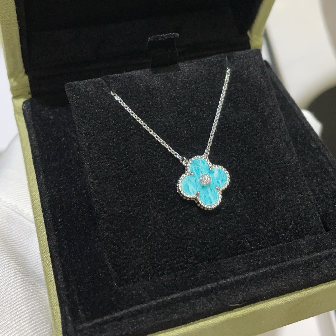 DIANA CLOVER 15MM DIAMOND SVRES PORCELAIN NECKLACE SILVER