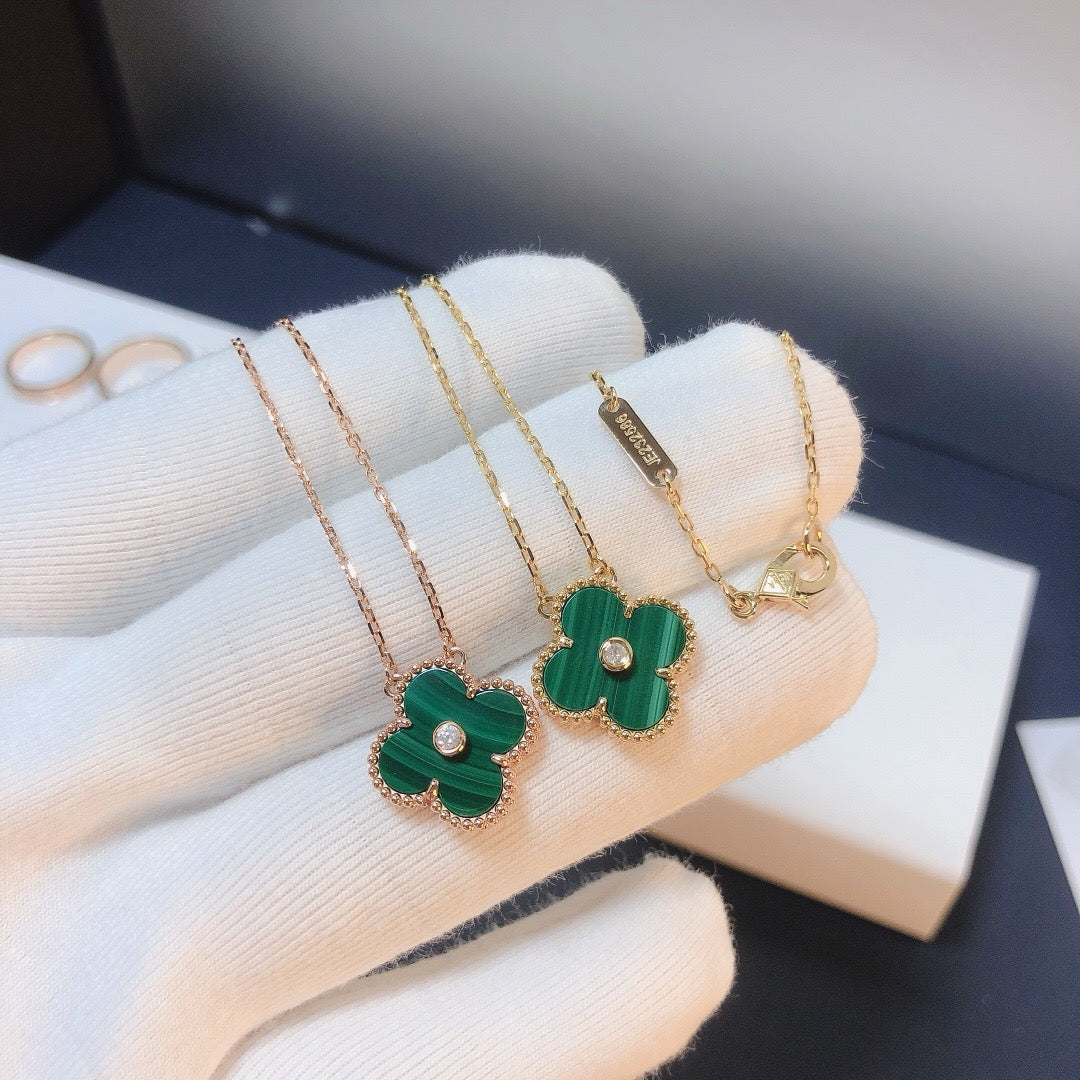 DIANA CLOVER 15MM DIAMOND TURQUOISE NECKLACE