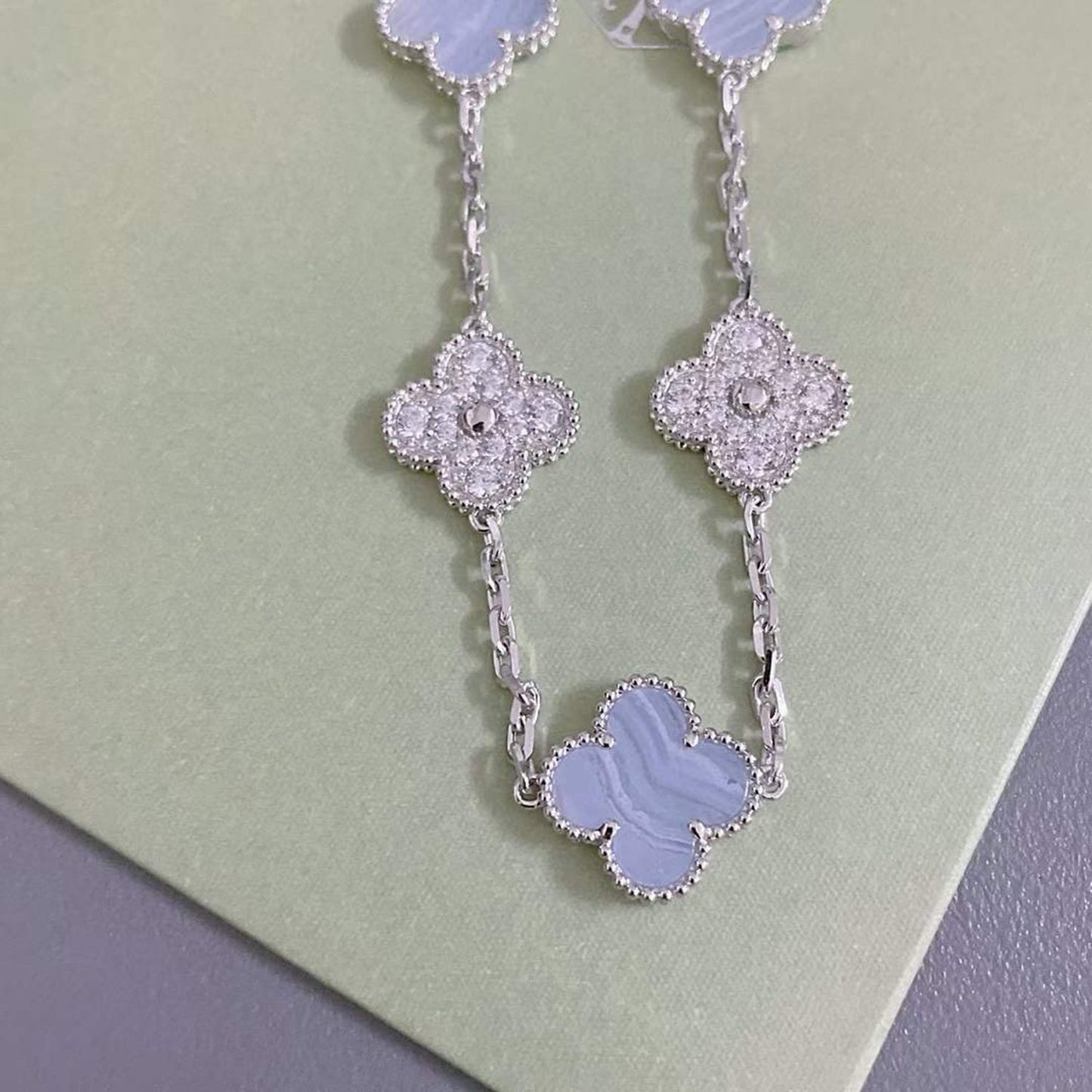 CLOVER 5 MOTIF DIAMOND PURPLE CHALCEDONY BRACELET SILVER