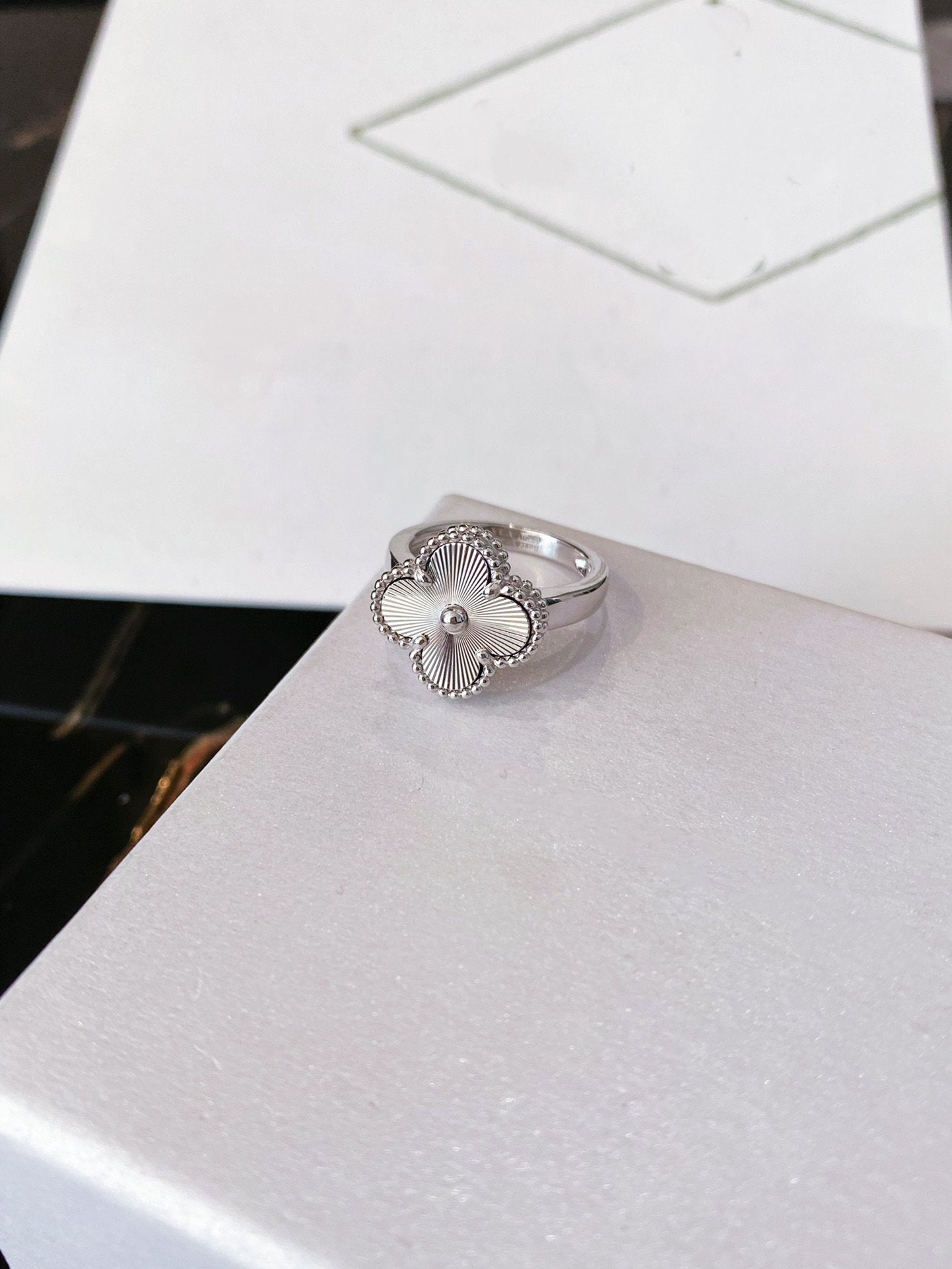 BAGUE EN ARGENT DIANA CLOVER