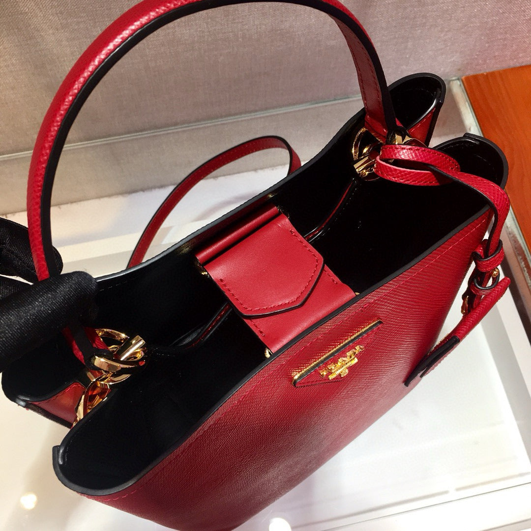 medium pra panier bag 22cm red calfskin