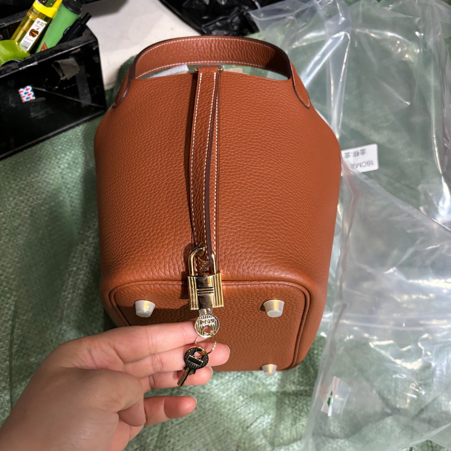 picotin lock 18 gold togo ghw