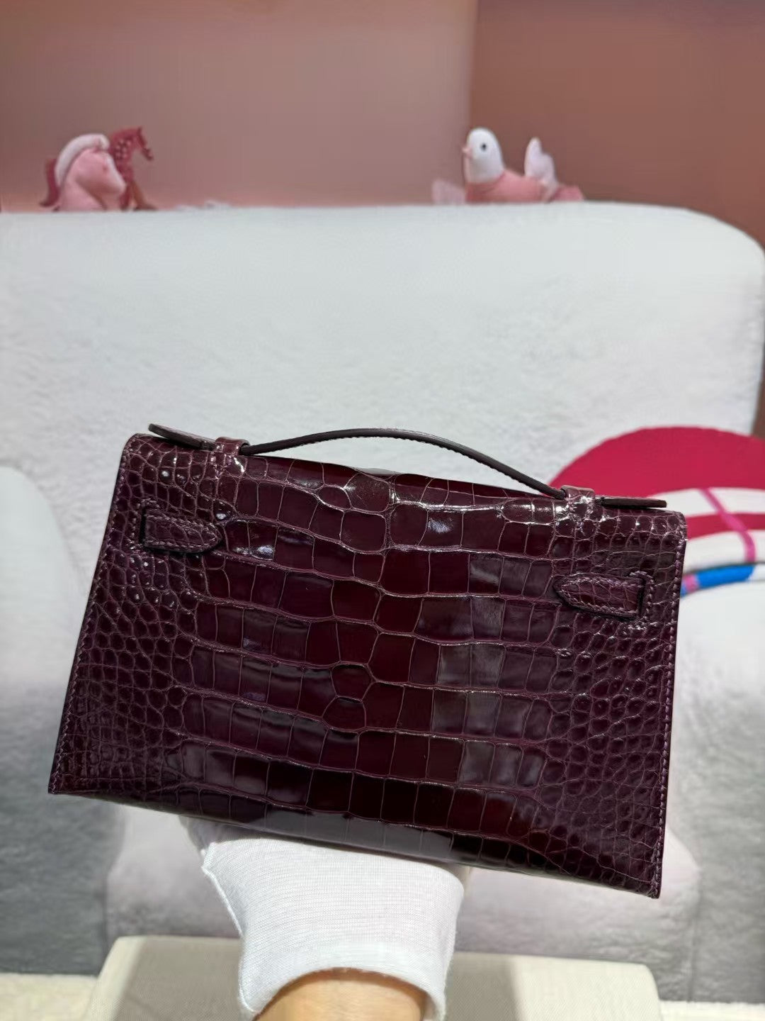 HM KELLY MINI 22 BORDEAUX RED AMERICAN ALLIGATOR GOLD BUCKLE (MADE - TO - ODER)