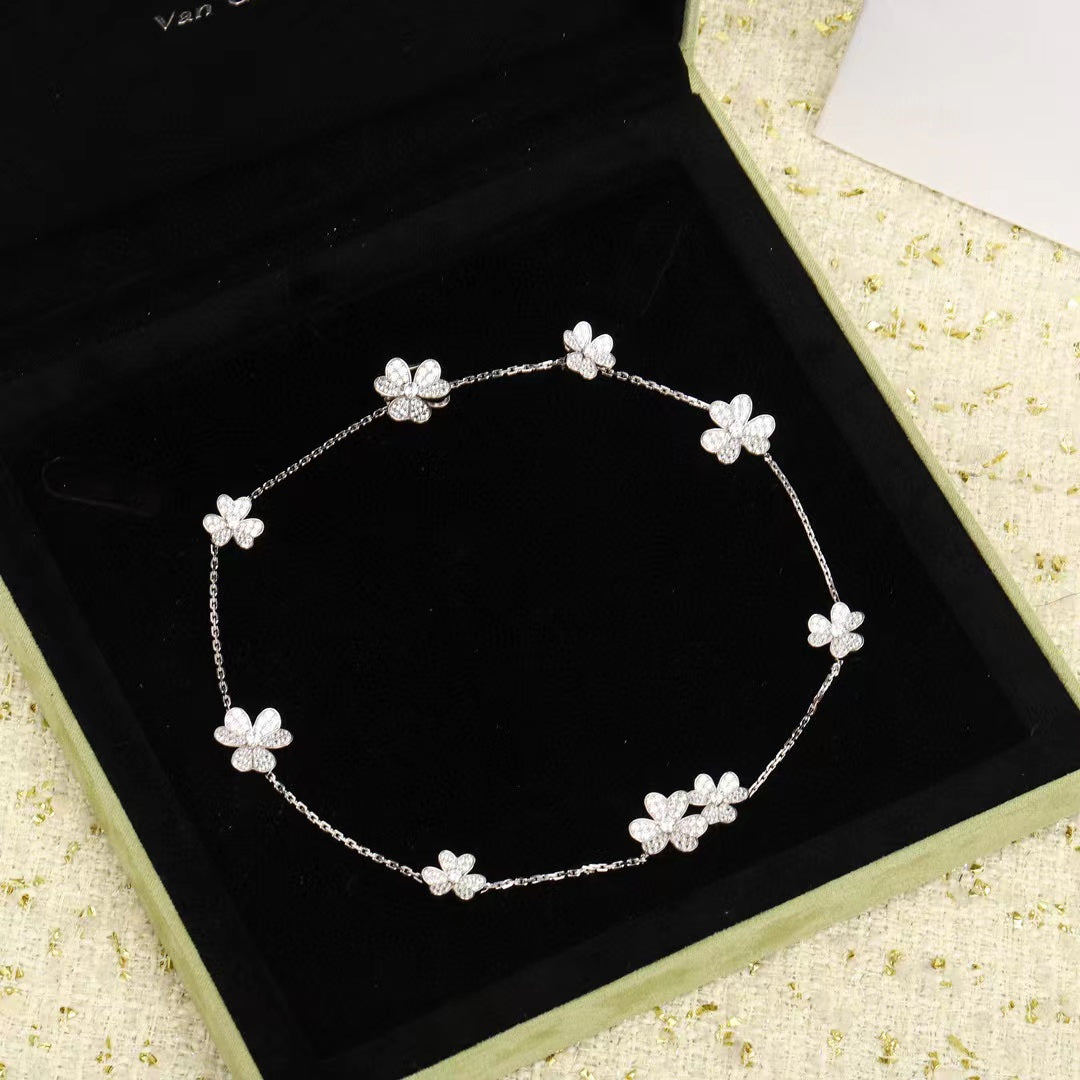 Collier 9 fleurs en argent Diana Frivole