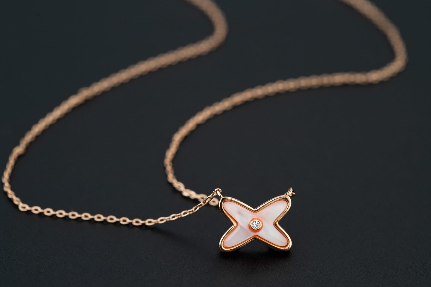 DIANA JEUX DE NECKLACE 1 DIAMOND