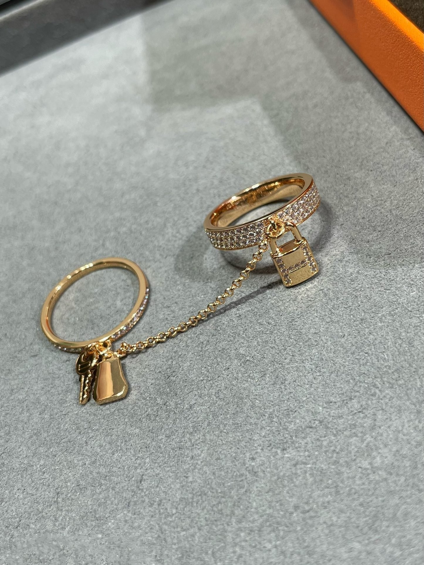 DIANA HM KELLY CLOCHETTE DOUBLE RING IN ROSE GOLD WITH DIAMONDS