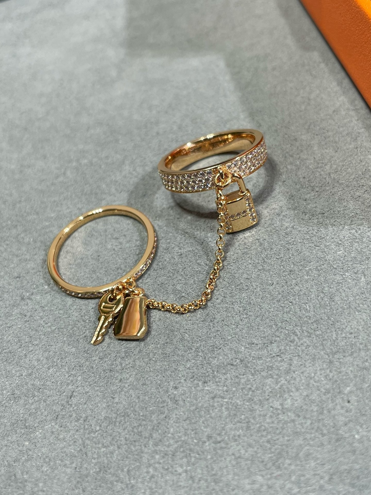 DIANA HM KELLY CLOCHETTE DOUBLE RING IN ROSE GOLD WITH DIAMONDS