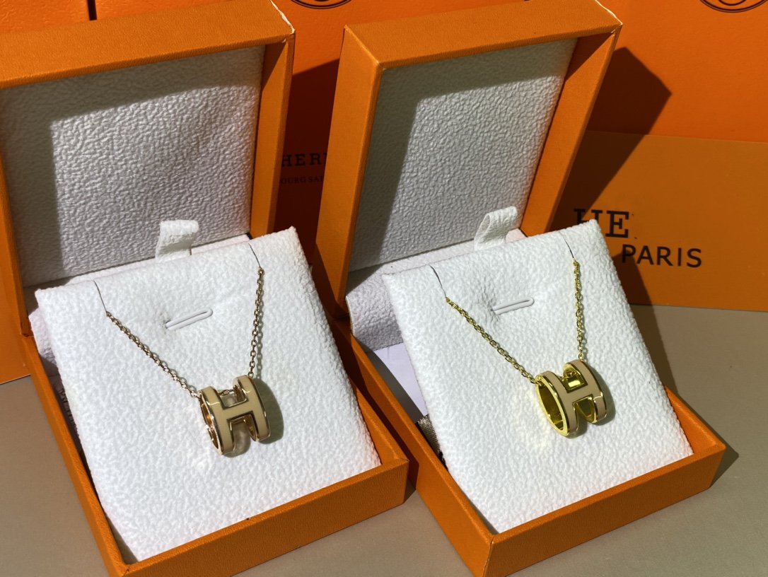 DIANA HM CLIC YELLOW ENAMEL GOLD NECKLACE