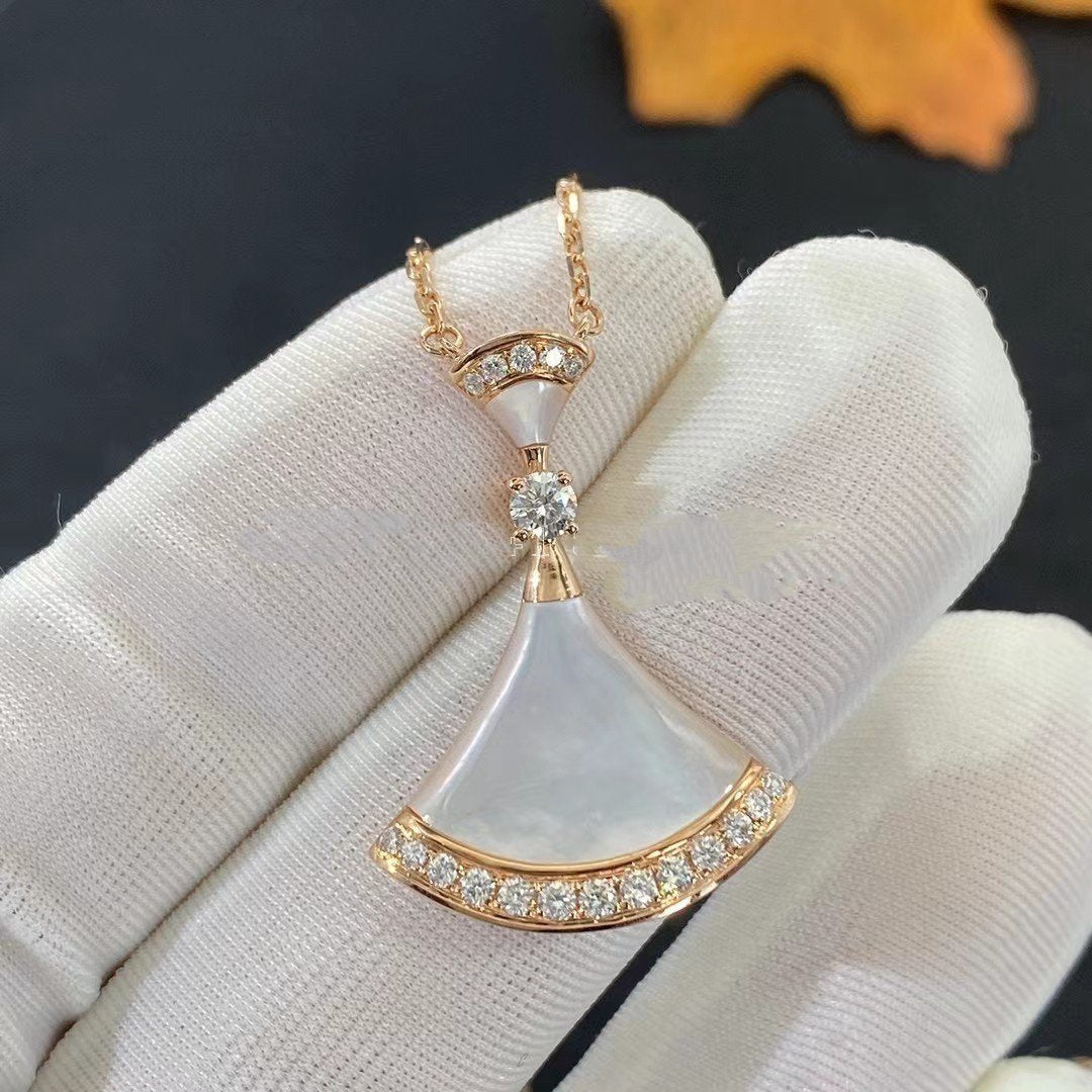 DIANA DREAM NECKLACE MOP PINK GOLD DIAMOND