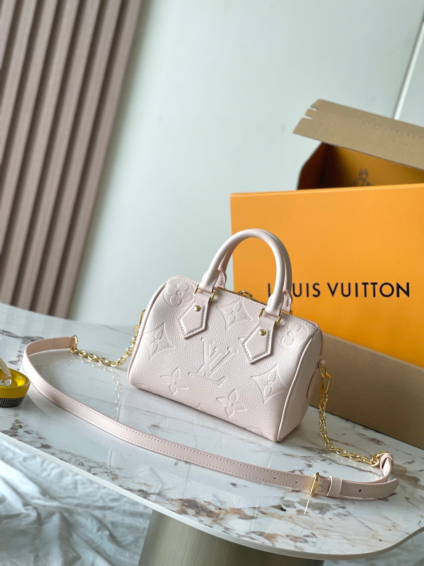 SPEEDY BANDOULI¨¨RE 20 IN LIGHT PINK MONOGRAM EMPREINTE LEATHER