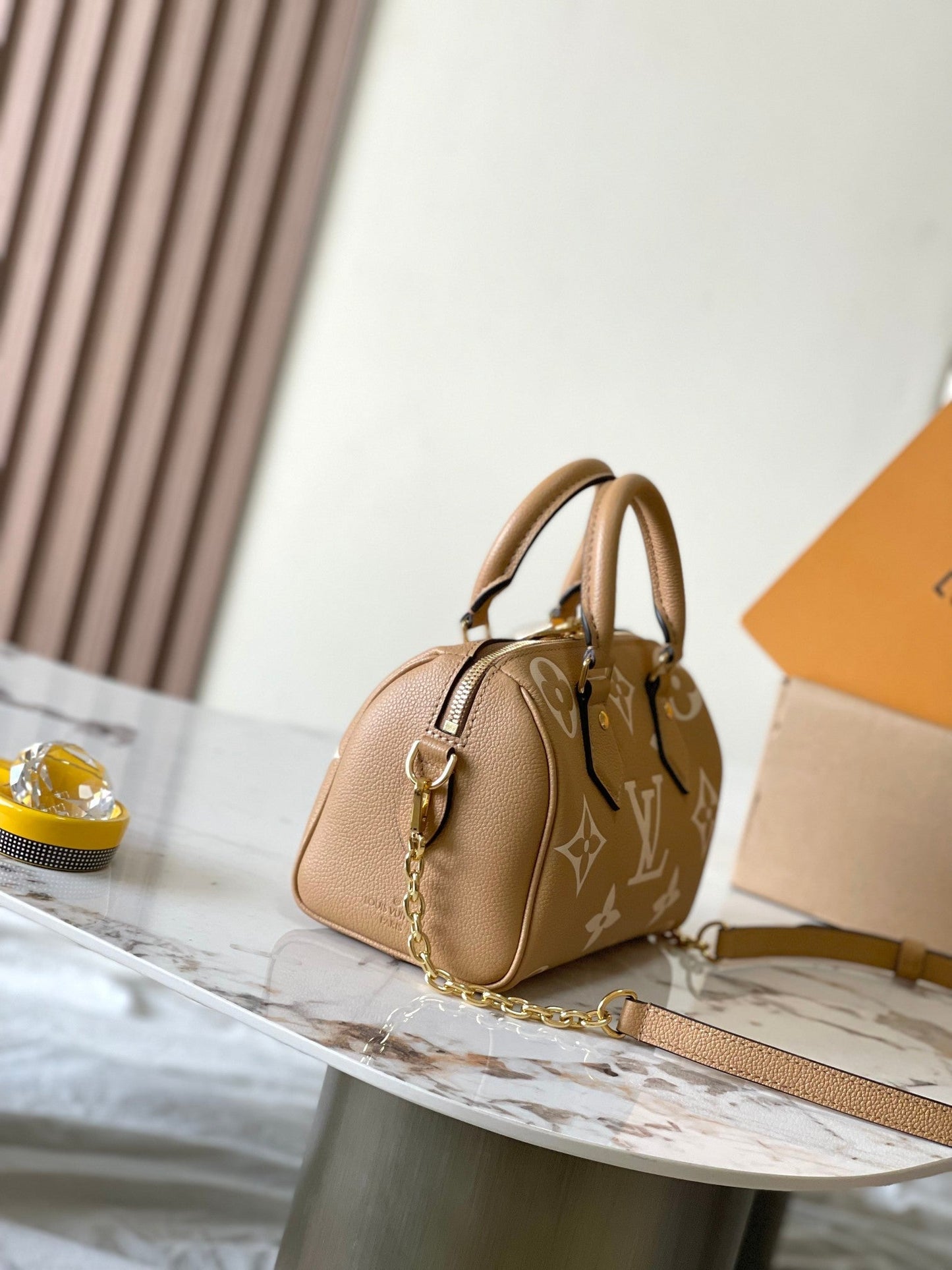 SPEEDY BANDOULI¨¨RE 20 IN MILK TEA MONOGRAM EMPREINTE LEATHER