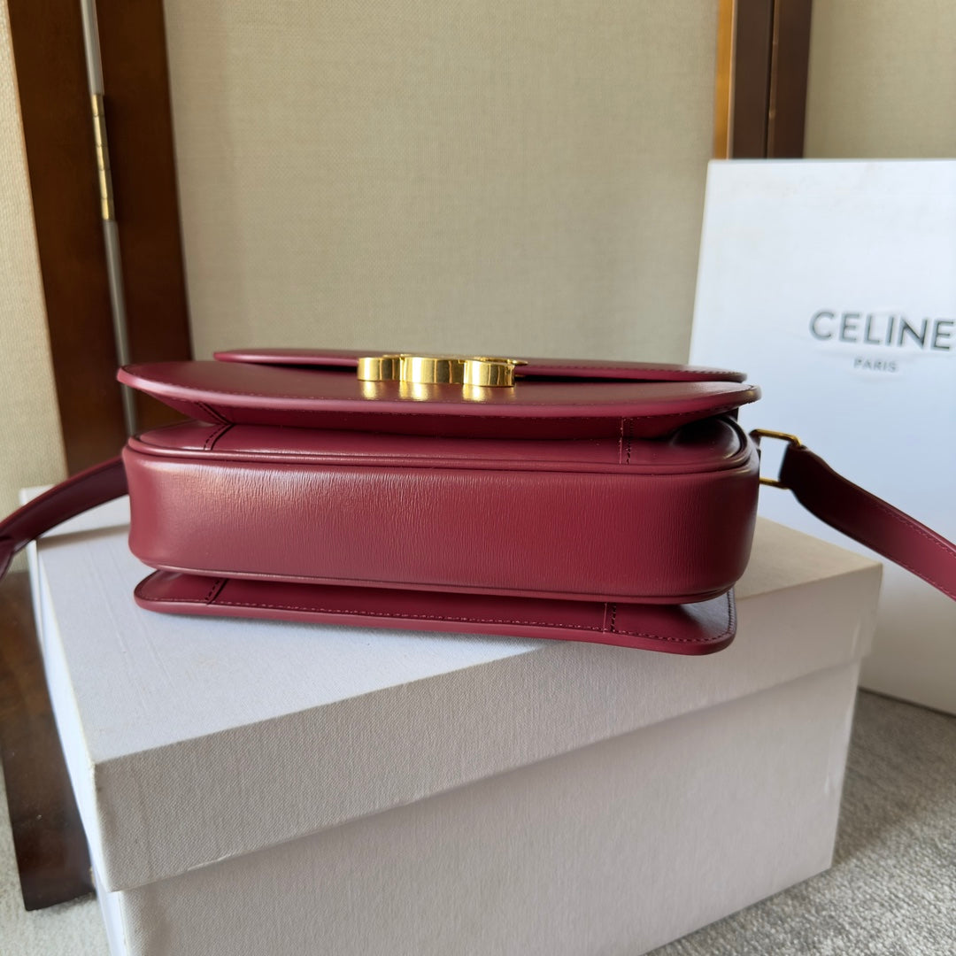 classique triomphe 22 dark red calfskin gold hardware