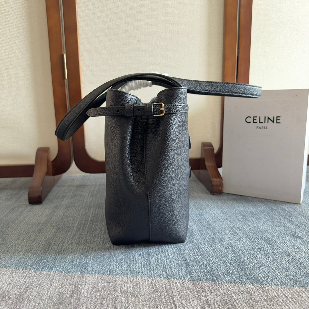 SMALL CABAS ANA?S CUIR TRIOMPHE 28 IN BLACK GRAINED CALFSKIN