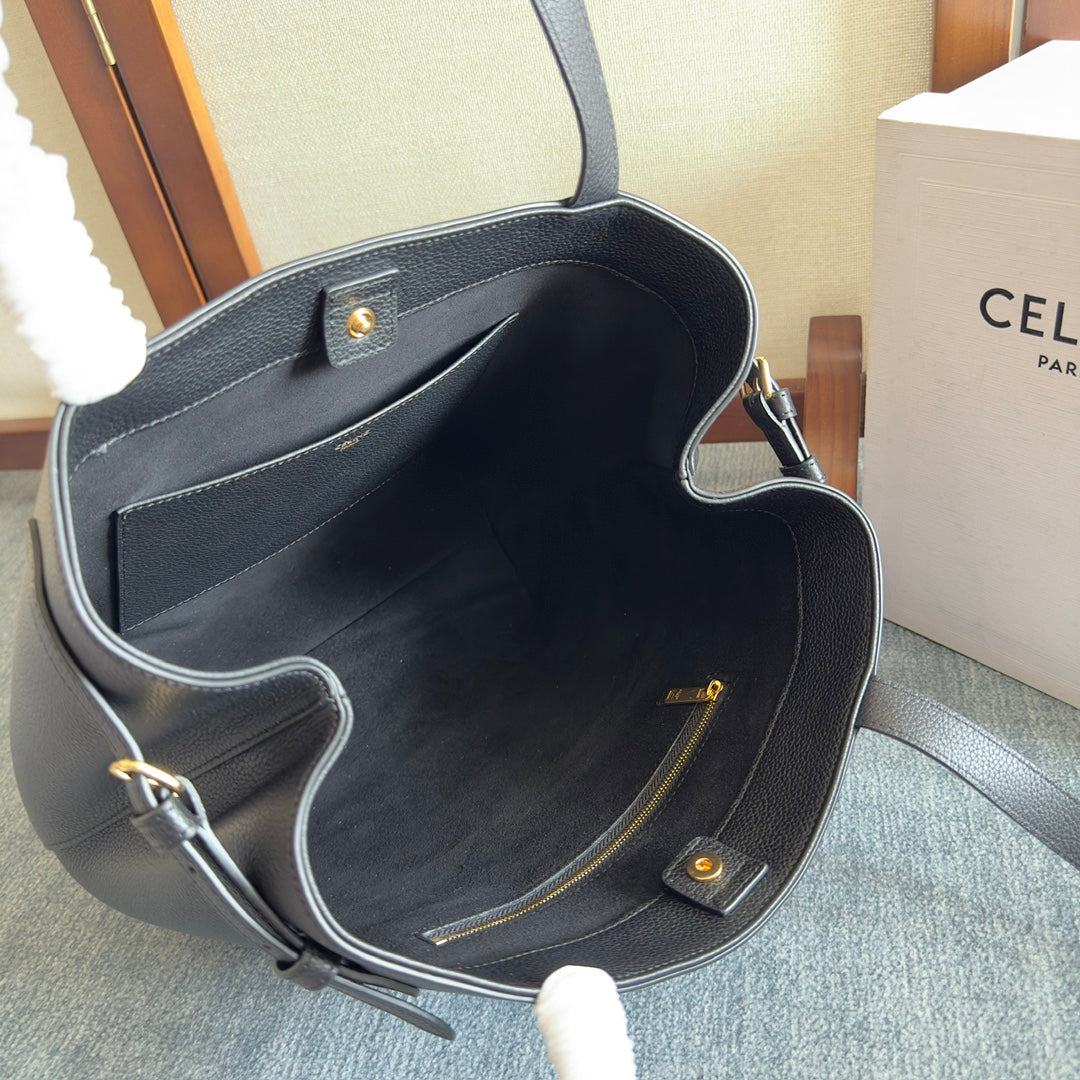 SMALL CABAS ANA?S CUIR TRIOMPHE 28 IN BLACK GRAINED CALFSKIN