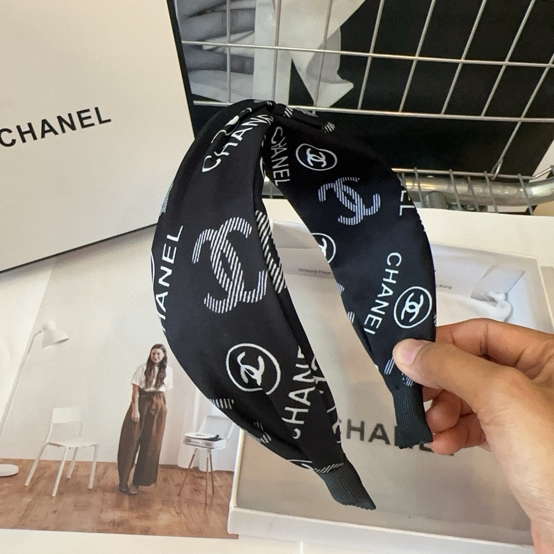 BLACK MONOGRAM FABRIC HAIRBAND 414446