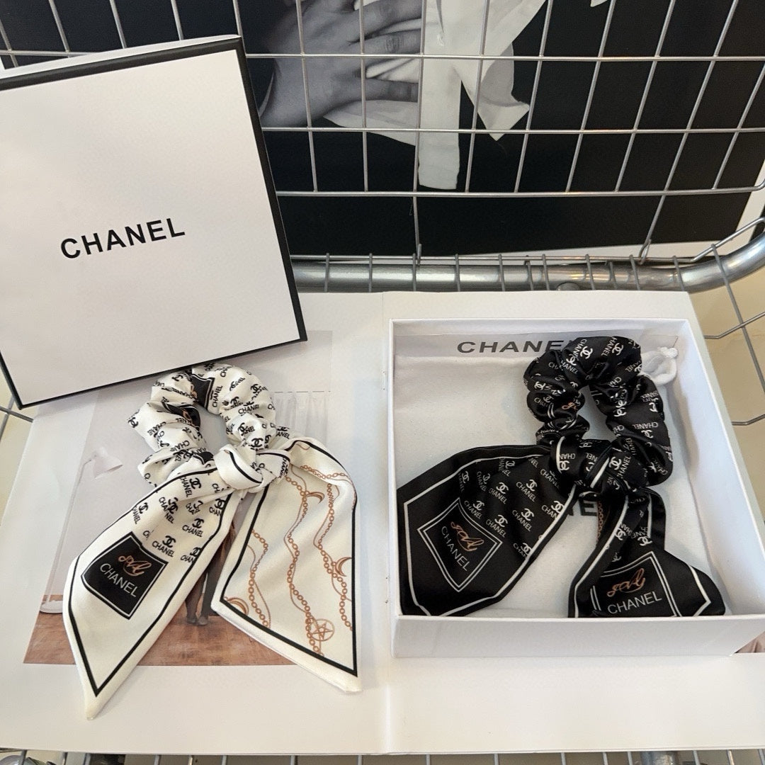 BLACK SILK SCRUNCHIES 432899