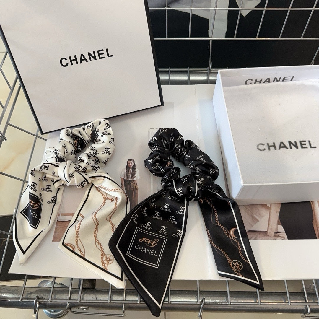 BLACK SILK SCRUNCHIES 432899