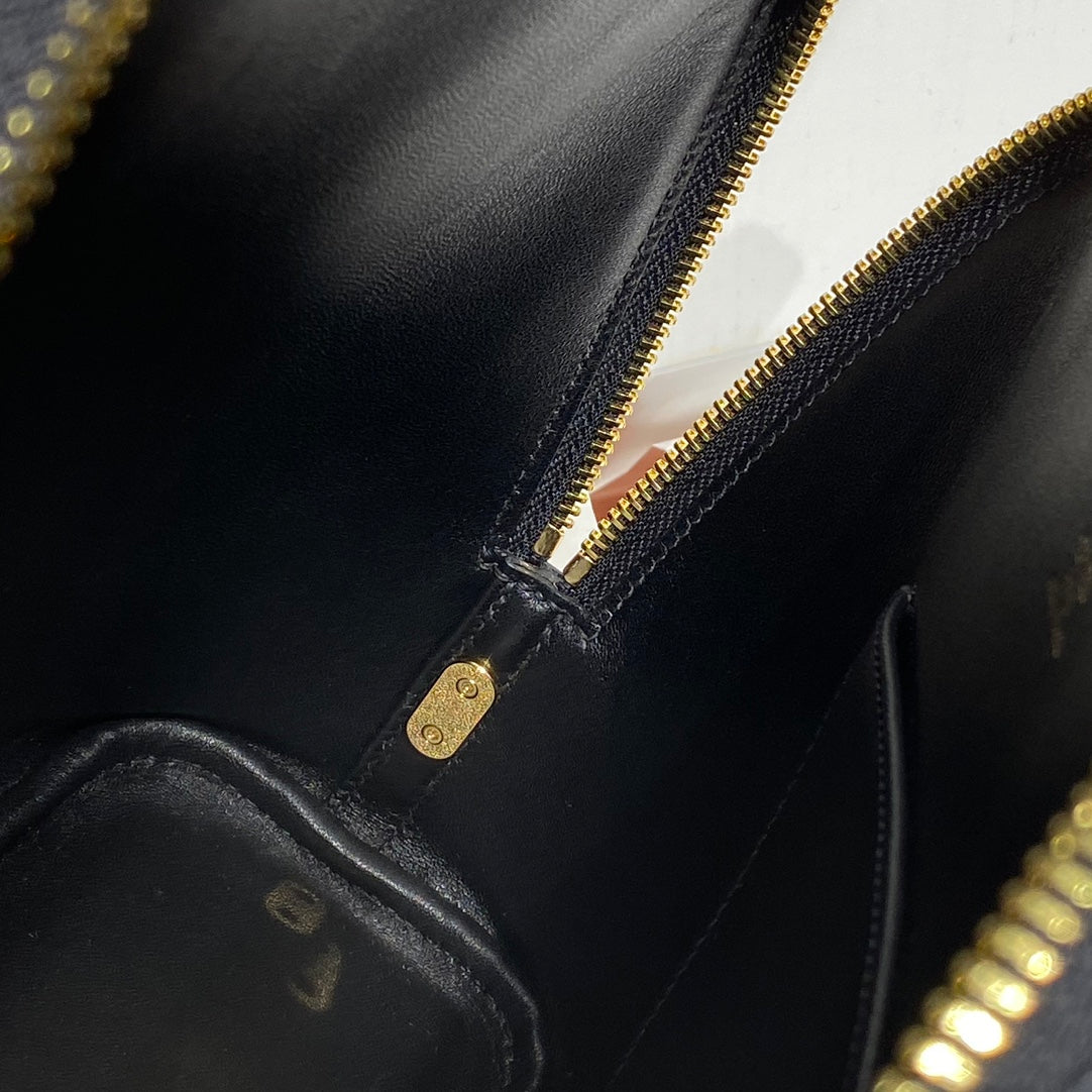 HM Bolide 25 Black Epsom Leather Gold Hardware 237381