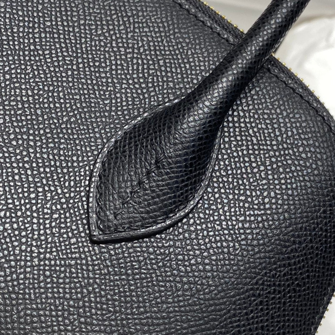 HM Bolide 25 Black Epsom Leather Gold Hardware 237381
