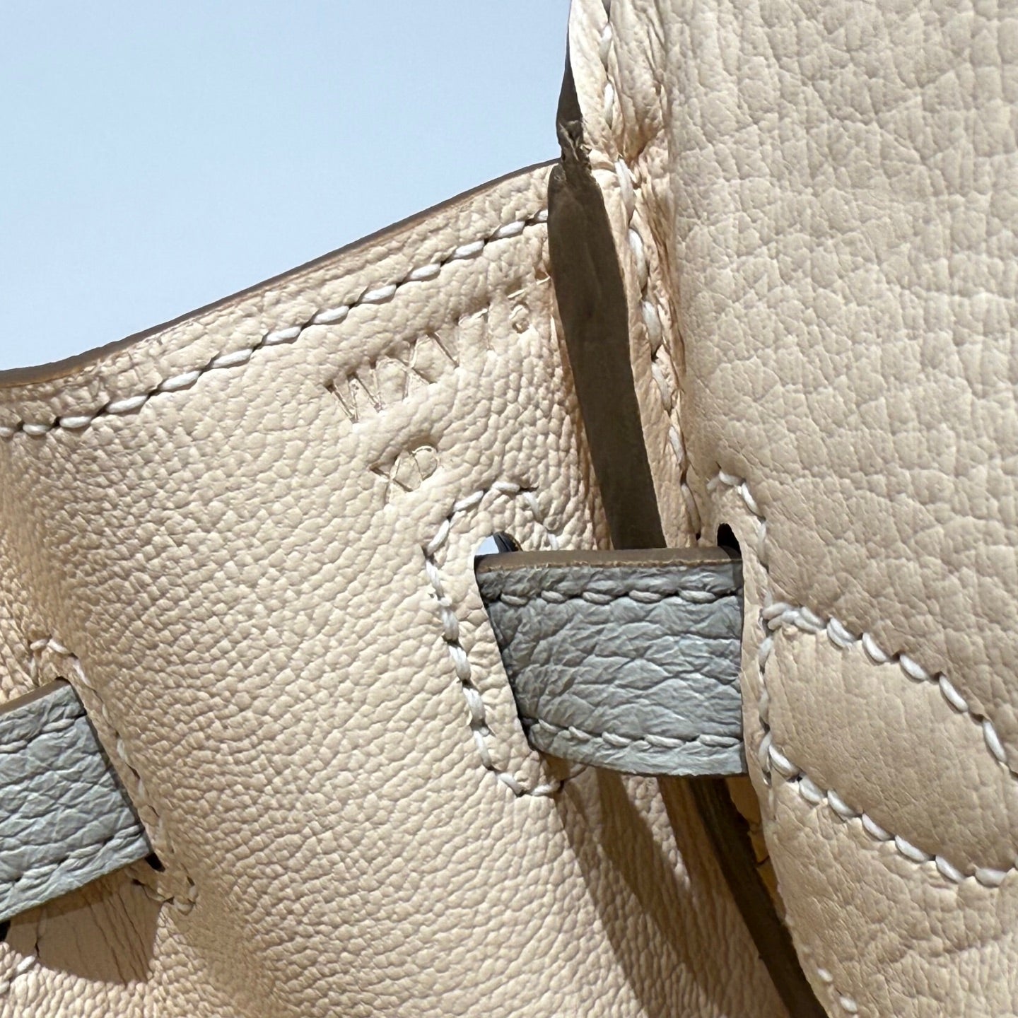 HM BIRKIN 25CM WHITE TOGO LEATHER SILVER HARDWARE 237490