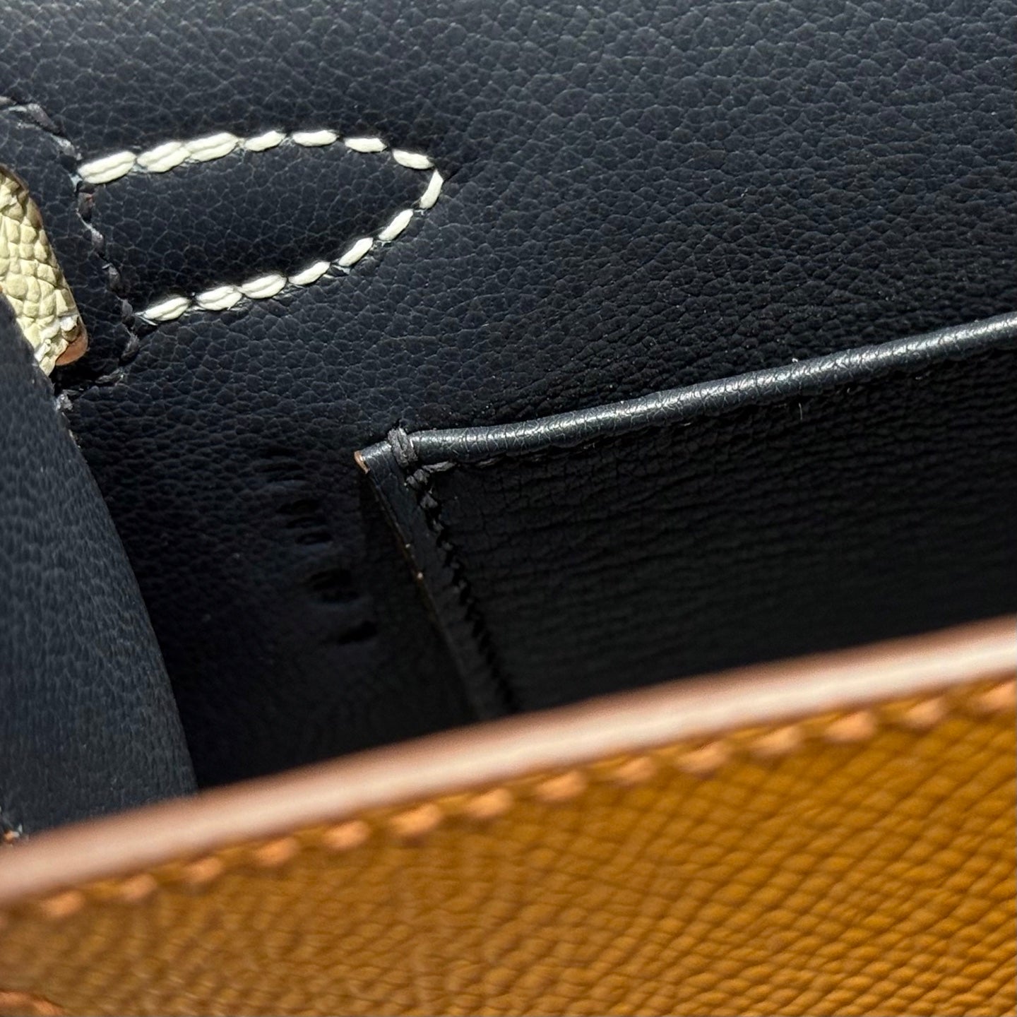 HM Mini Kelly 19 Golden Brown mix Black Epsom 243107