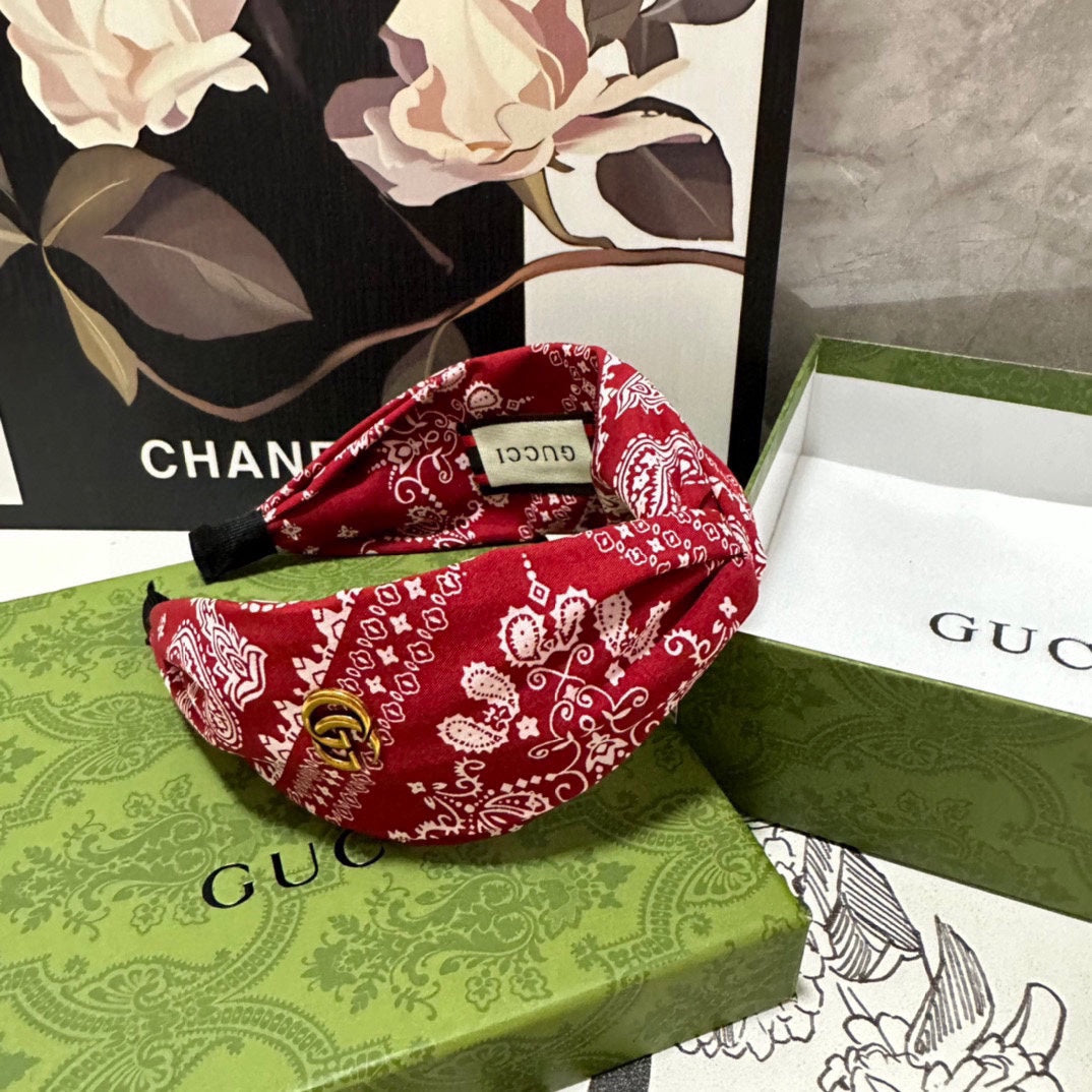 HAIRBAND IN RED AND WHITE PATTERN FABRIC 299346
