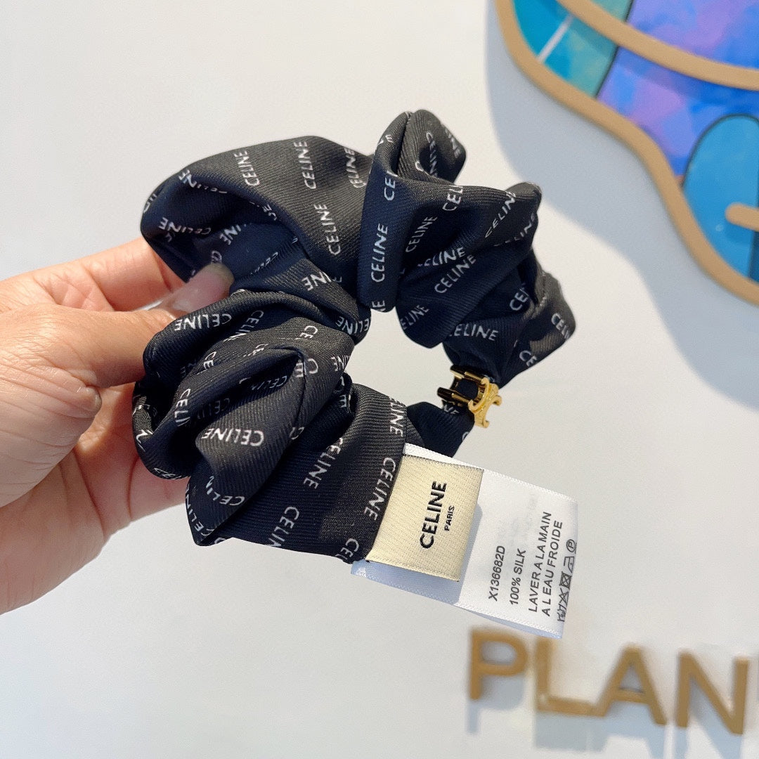 BLACK WRINKLED FABRIC SCRUNCHIE 358225