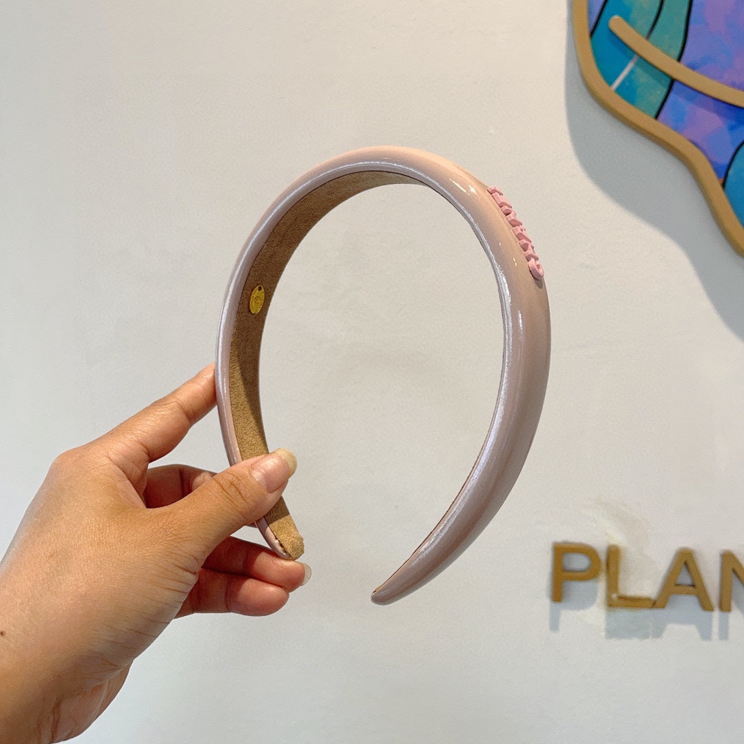 LIGHT PINK RESIN HAIRBAND 358243