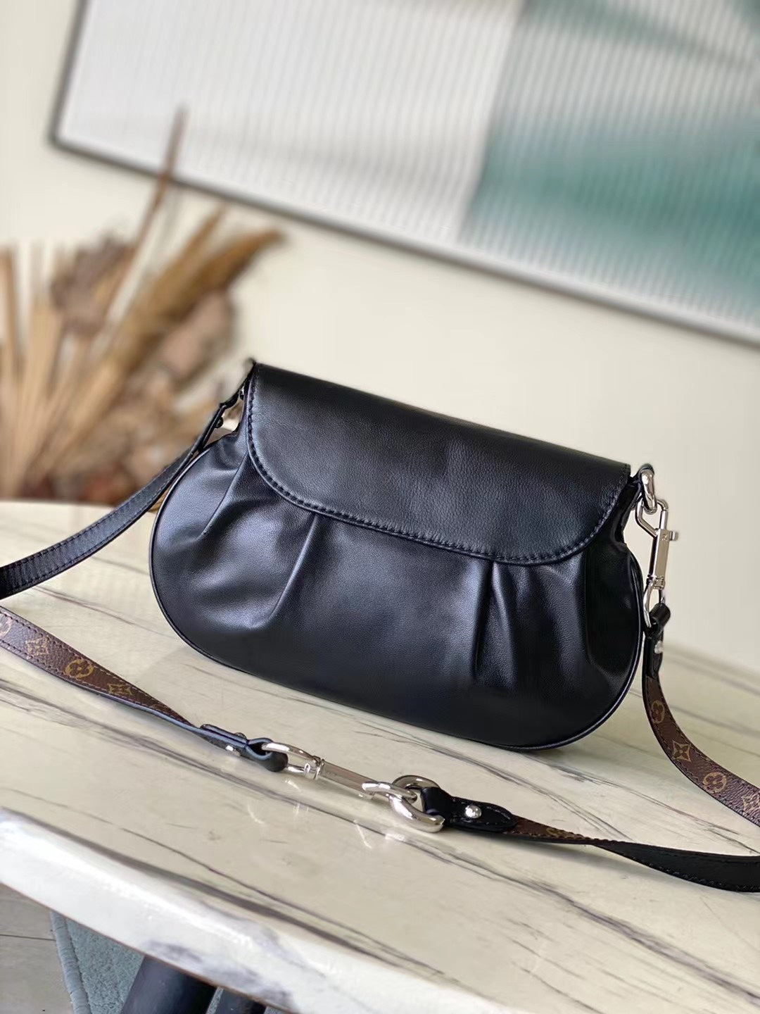 SUNSET VIBE 27 IN BLACK LAMBSKIN AND MONOGRAM CANVAS SILVER BUCKLE