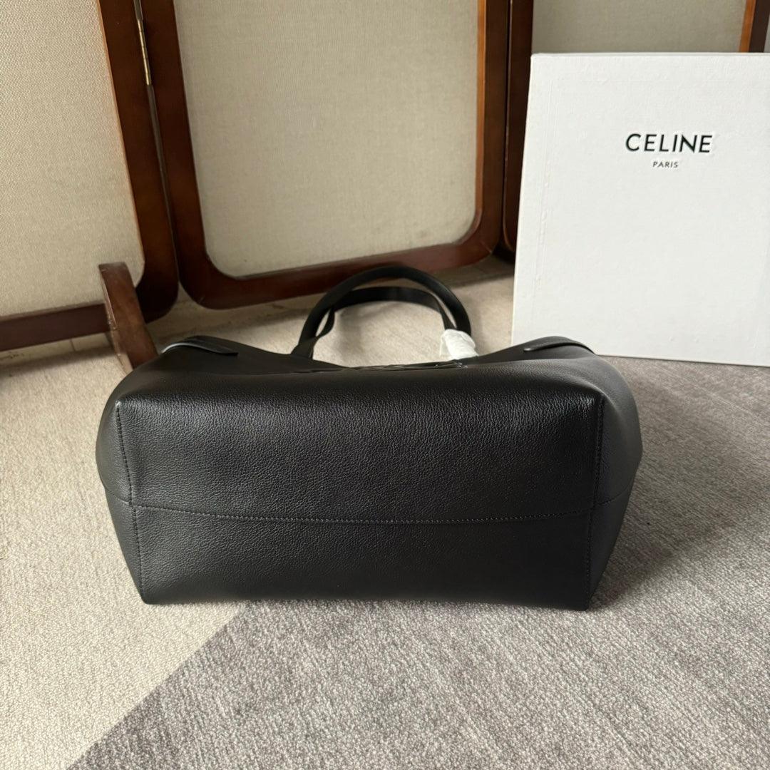 MEDIUM CABAS ANA?S CUIR TRIOMPHE 54 IN BLACK GRAINED CALFSKIN
