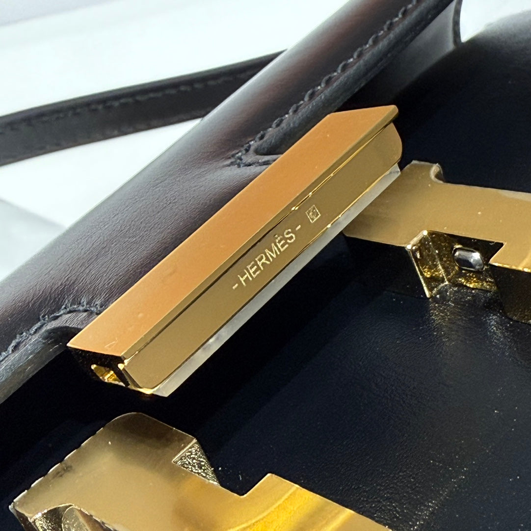 HM Constance Elan 24 Black Epsom Gold Hardware 237352