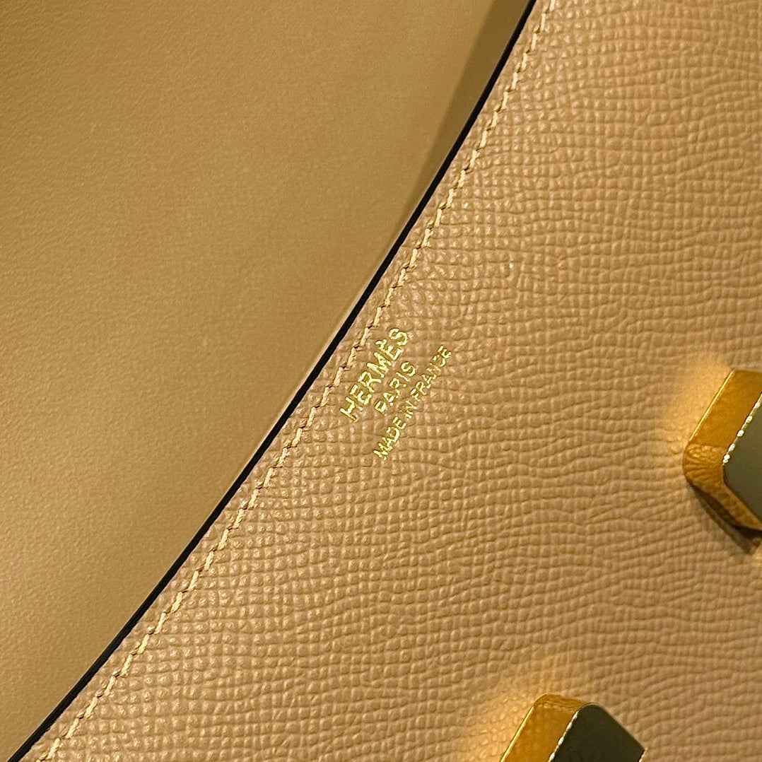 HM Constance Elan 24 Liquid Caramel Epsom Gold Hardware 237336