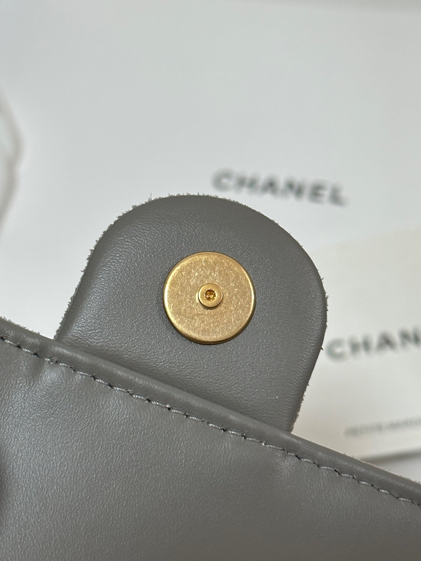 CC 25C Hobo Bags 30cm Warm Grey Suede 243557