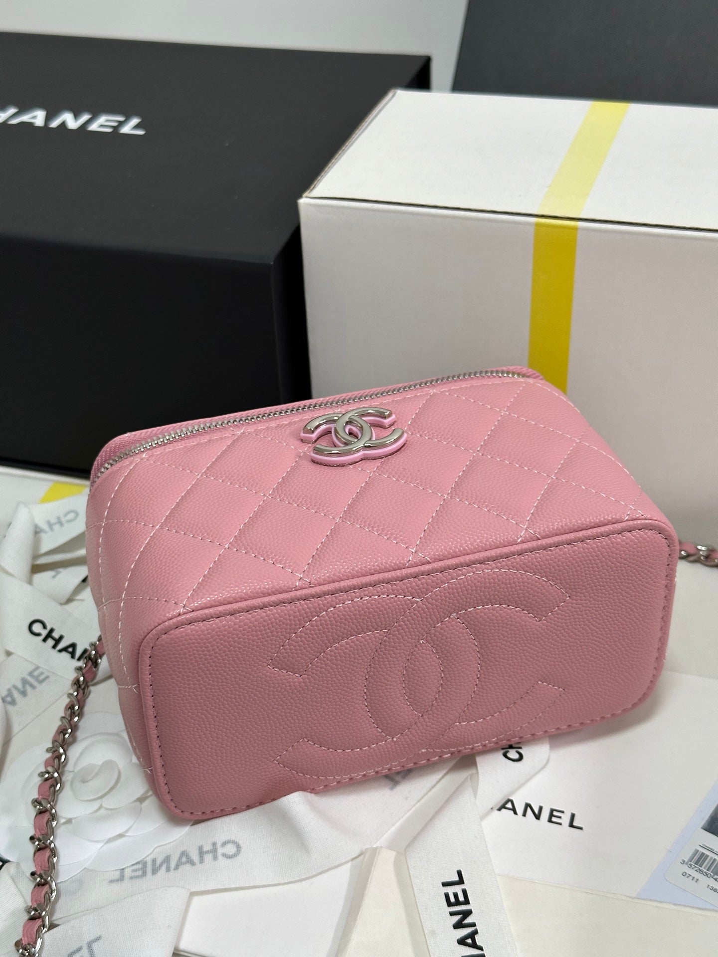 CC 25P Vanity Case 17cm Pink Pastel Leather Silver Hardware 243463